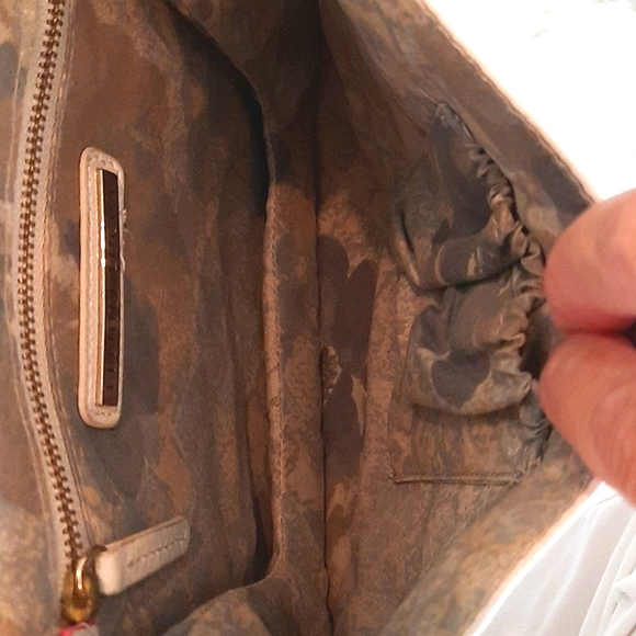 Elliott Lucca Crossbody Purse - Picture 8 of 10